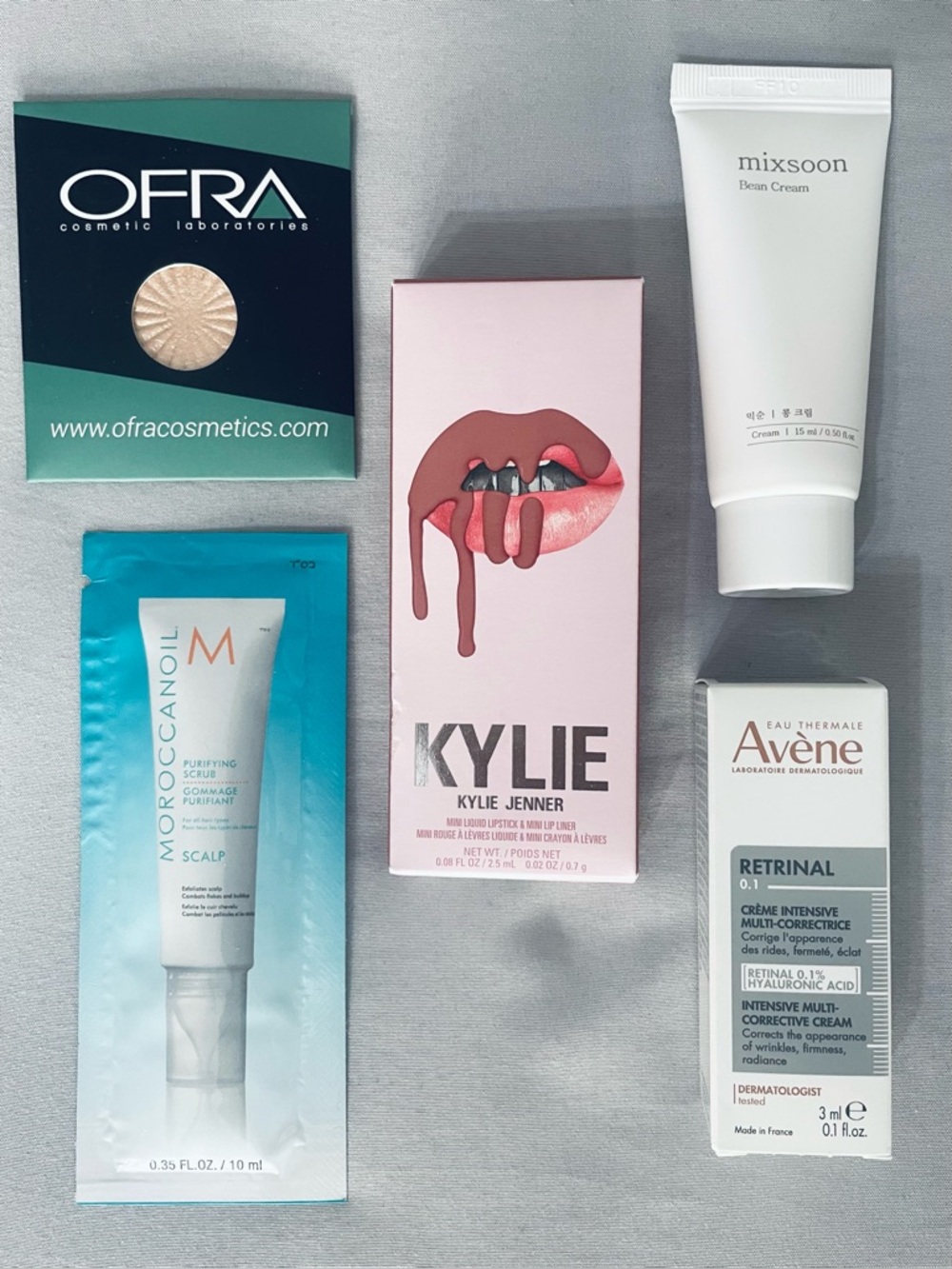 Kylie Mini Lip Kit + Samples